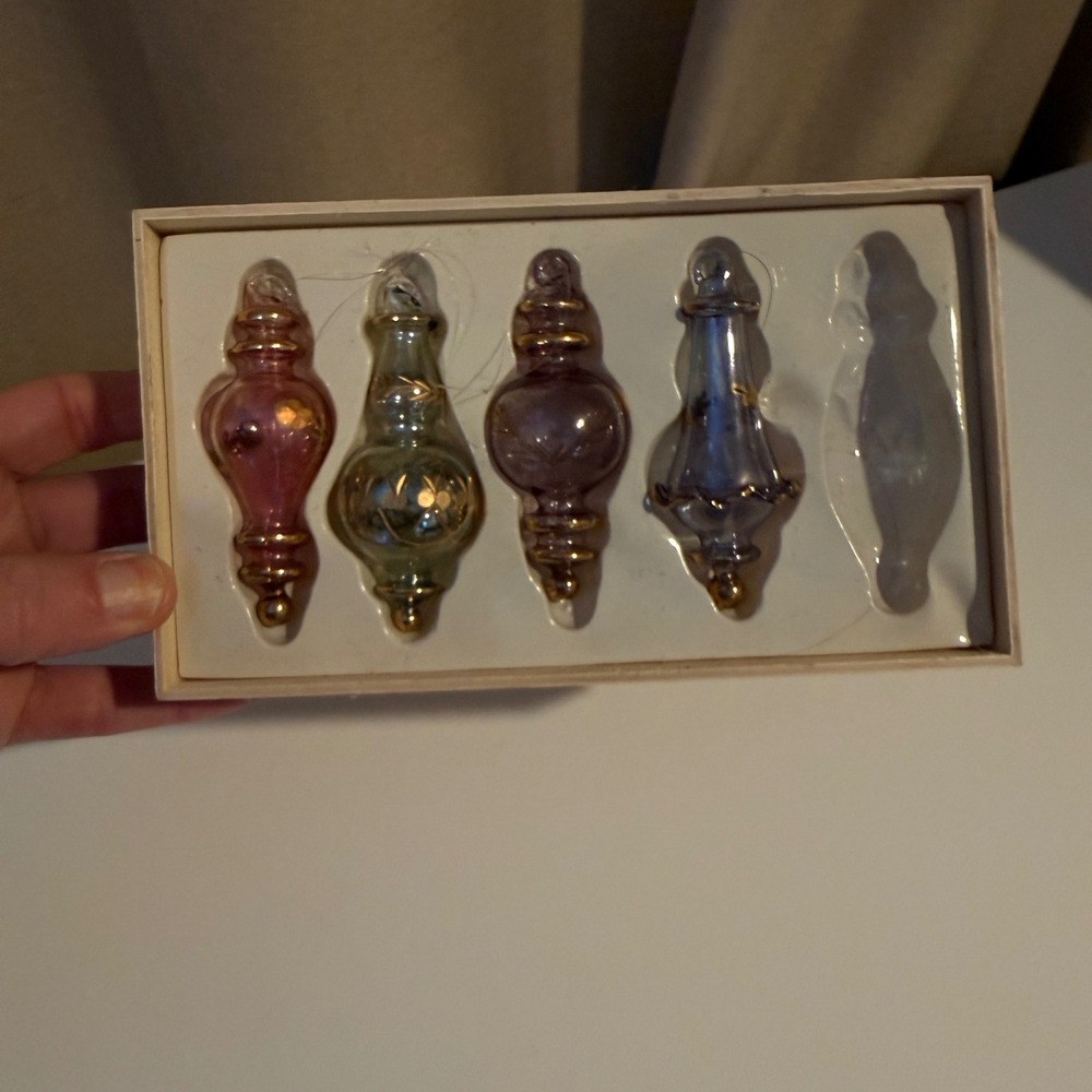 Vintage Hand Blown‎ Glass Christmas Ornaments Gold Gilt Finial Set of 4